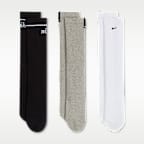 Nike Everyday Plus Cushioned 中筒襪 (3 雙)