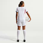 Fotbollsshorts England 2026 Stadium Nike Dri-FIT Replica (hemmaställ) för kvinnor