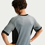 Kortärmad tröja Nike Multi Renew för ungdom (killar)
