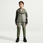 Nike Sportswear Tech Fleece Older Kids' Joggers
