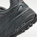 Tenis para niño grande Nike P-6000