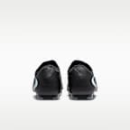 Nike Jr. Phantom 6 Low Pro Older Kids' Multi-Ground Football Boots