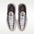 ナイキ ショックス R4 SE メンズシューズ