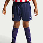 Conjunto de 3 piezas de futbol Nike Replica para niños talla pequeña C.D. Guadalajara local Stadium 2026/27