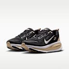 Tenis de correr en pavimento para hombre Nike College Vomero 18 (Purdue)