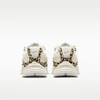 Tenis para mujer Nike V5 RNR Suede