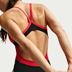 Traje de baño de una sola pieza con espalda deportiva para mujer Nike Swim HydraStrong Fly