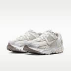 Nike Zoom Vomero 5 女鞋 (具反光裝飾)
