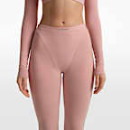 NikeSKIMS Weightless Layers Women's High-Waisted V-Panel Leggings