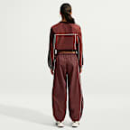 Pants Barrel de tiro medio holgados para mujer Nike Sportswear