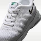 รองเท้าทารก/เด็กวัยหัดเดิน Nike Air Max Invigor