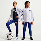 Chelsea F.C. Strike Third Older Kids' Nike Dri-FIT Football Knit Tracksuit