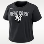 New York Yankees Mod Women's Nike MLB Cropped T-Shirt