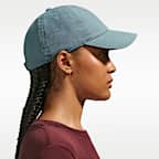 Gorra Swoosh metálica sin estructura Nike Dri-FIT Club