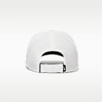Gorra Swoosh con estructura Nike Dri-FIT Club