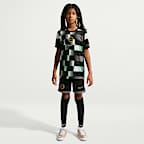 Kylian Mbappé Academy Older Kids' Dri-FIT Short-Sleeve Football Top