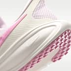 Nike Revolution 8 EasyOn 女款路跑鞋