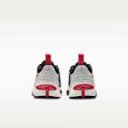 Nike Team Hustle D 11 Younger Kids' Shoes