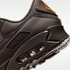 ナイキ エア マックス 90 エッセンシャル+ メンズシューズ