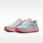 รองเท้าวิ่งโร้ดรันนิ่งผู้หญิง Nike Revolution 8 EasyOn