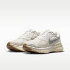 Nike Structure Plus 男款路跑鞋