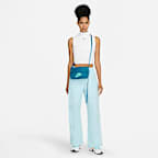 Nike Sportswear Women's Futura 365 Cross-Body Bag (3L)