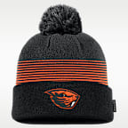 Gorro con dobladillo y pompón universitario Nike para hombre Oregon State Sideline Peak