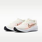 Tenis de correr en pavimento para mujer Nike Downshifter 13