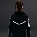Nike Sportswear Tech Fleece Older Kids' Full-Zip Hoodie with Reflective Design Accents