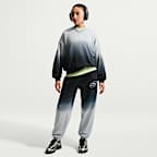 Nike Studio Fleece Lightweight Big Kids' (Girls') Oversized Graphic Crew