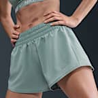Shorts con forro de ropa interior Dri-FIT de tiro medio de 8 cm para mujer Nike One