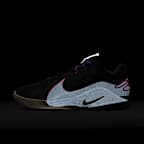 レブロン 22 "Tunnel Vision" EP バスケットボールシューズ