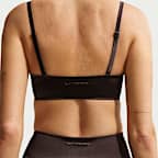 Brassière caraco à encolure dégagée NikeSKIMS Satin Shine pour femme
