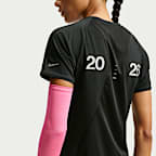 Nike Swift After Dark Tour Dri-FIT hardlooptop met korte mouwen voor dames