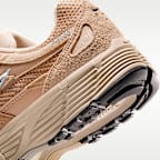 Sapatilhas Nike P-6000 em camurça para homem