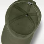 Nike Dri-FIT Club Unstructured Metal Swoosh Cap