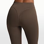 Legging fuseau et à empiècement en V NikeSKIMS Matte pour femme