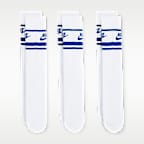 Nike Sportswear Dri-FIT Everyday Essential Crew Socks (3 Pairs)