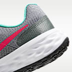 Nike Revolution 6 Older Kids' Road Running Shoes