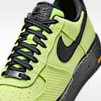 Tenis para hombre Nike Air Force 1 ’07 LX Vibram