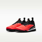 Nike Jr. Phantom 6 Low Academy voetbalschoenen voor kids (turf)