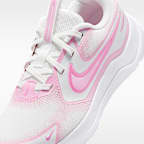 Tenis de correr en pavimento para niños grandes Nike Cosmic Runner