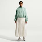 Chamarra deportiva Nike Sportswear oversized UV para mujer