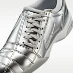 Nike Total 90 Kadın Ayakkabısı