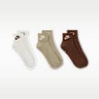 Nike Everyday Essential Ankle Socks (3 Pairs)