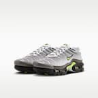 Nike Air Max Plus Older Kids' Shoes