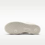 Nike Air Force 1 '07 Kadın Ayakkabısı