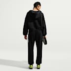 Pants con logotipo con dobladillo oversized para mujer Nike Studio Fleece Medium Weight