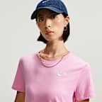 เสื้อยืดผู้หญิง Nike Sportswear Club Essentials