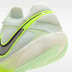 ナイキ G.T. カット クロス EP バスケットボールシューズ